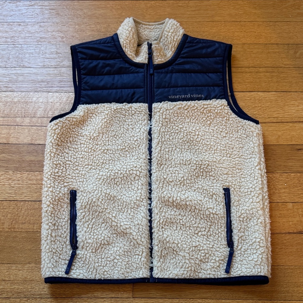 Boys Vineyard Vines vest
